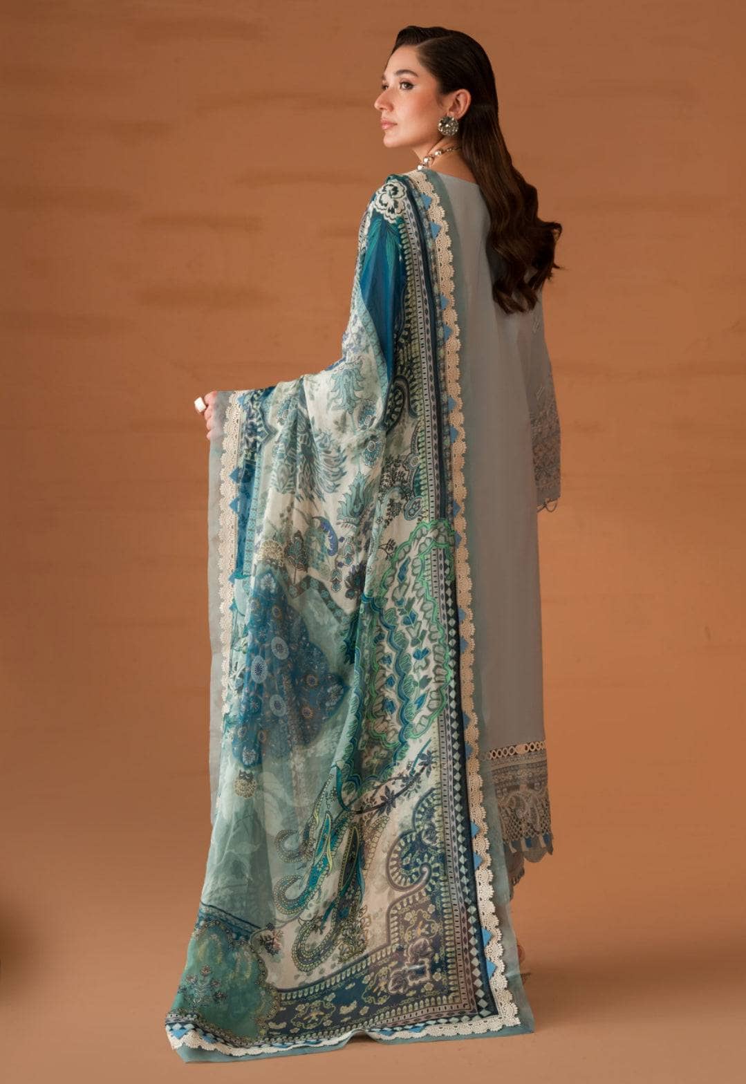 img_jade_premium_lawn_24_awwal_boutique