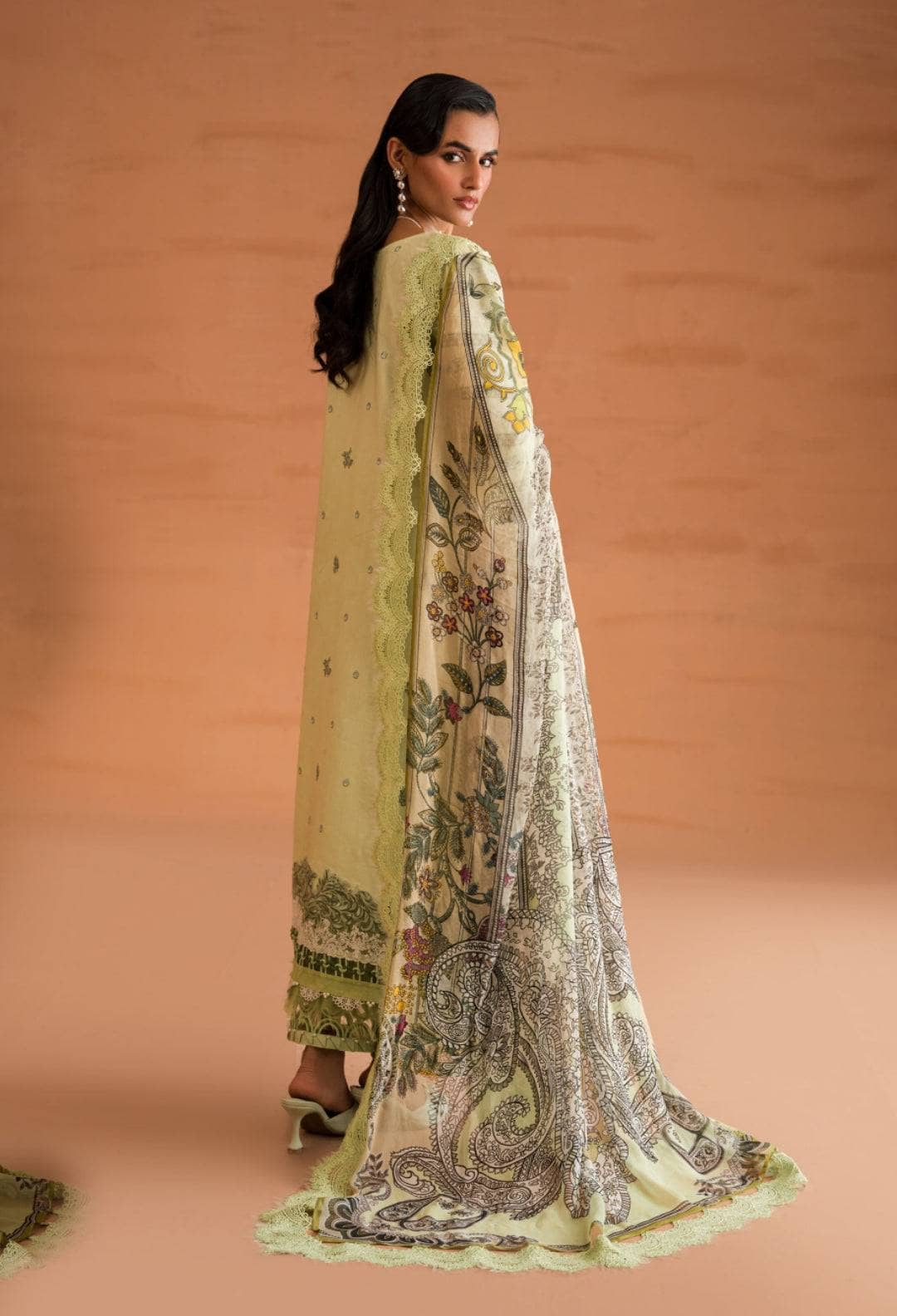 img_jade_premium_lawn_24_awwal_boutique