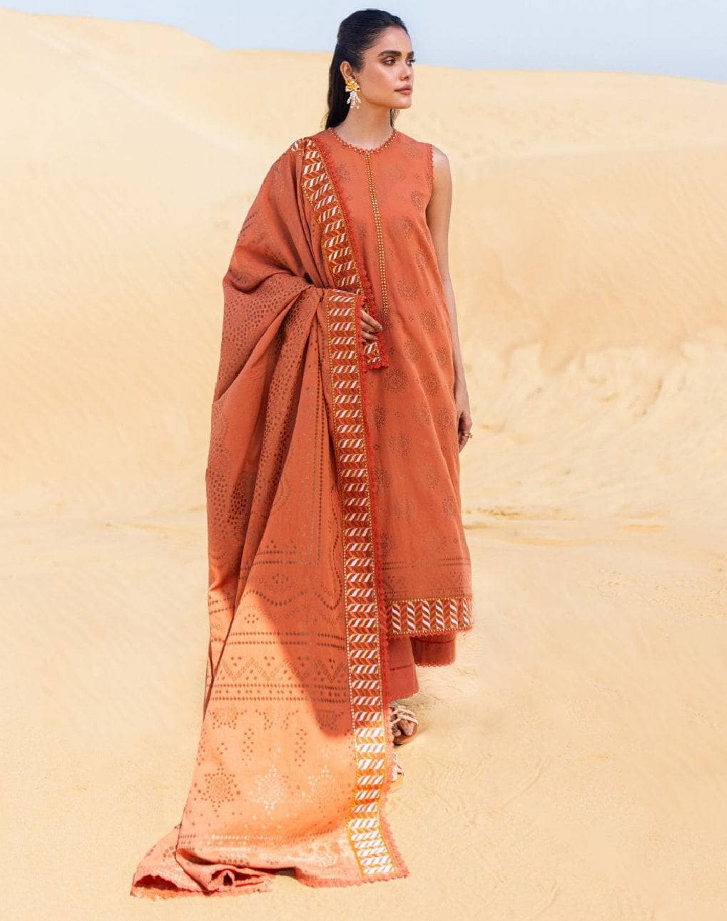 img_cross_stitch_eid_lawn_24_awwal_boutique