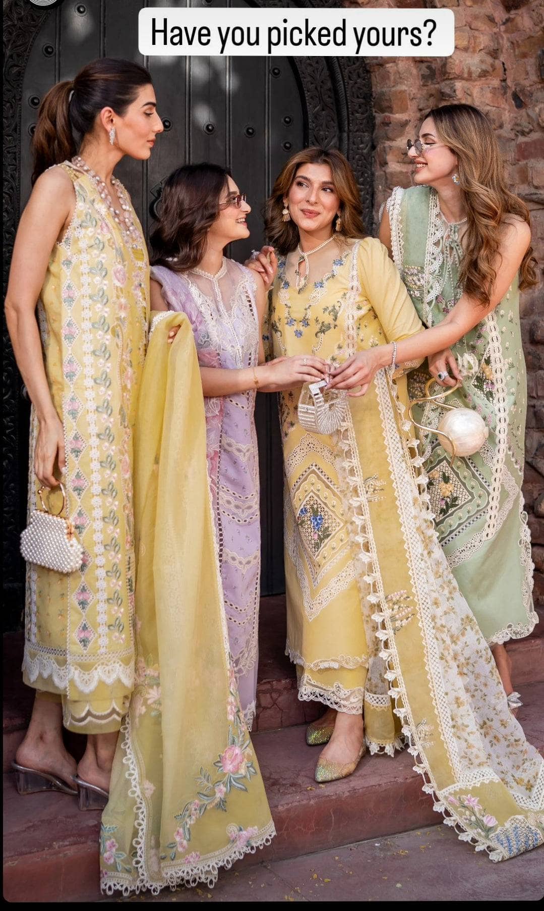 img_spotted_in_crimson_awwal_boutique