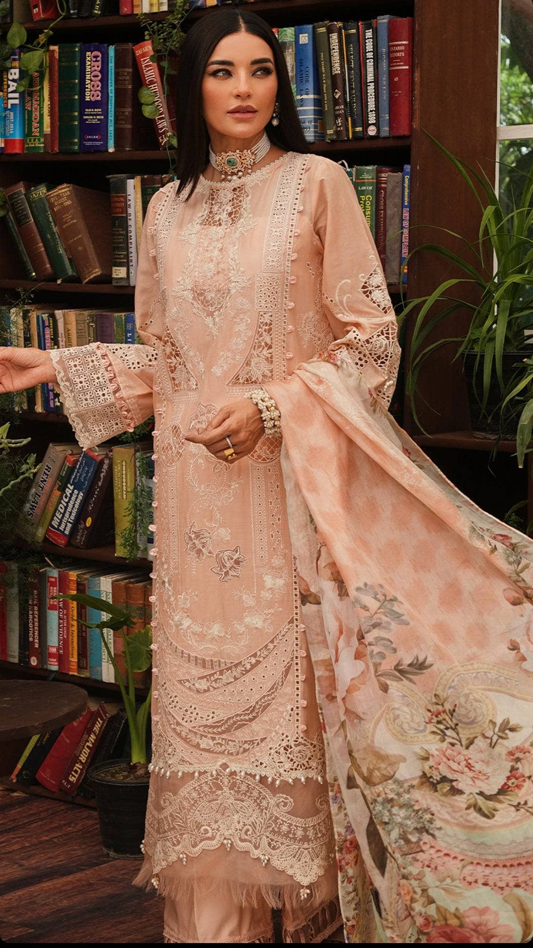 img_kahf_lawn_24_awwal_boutique