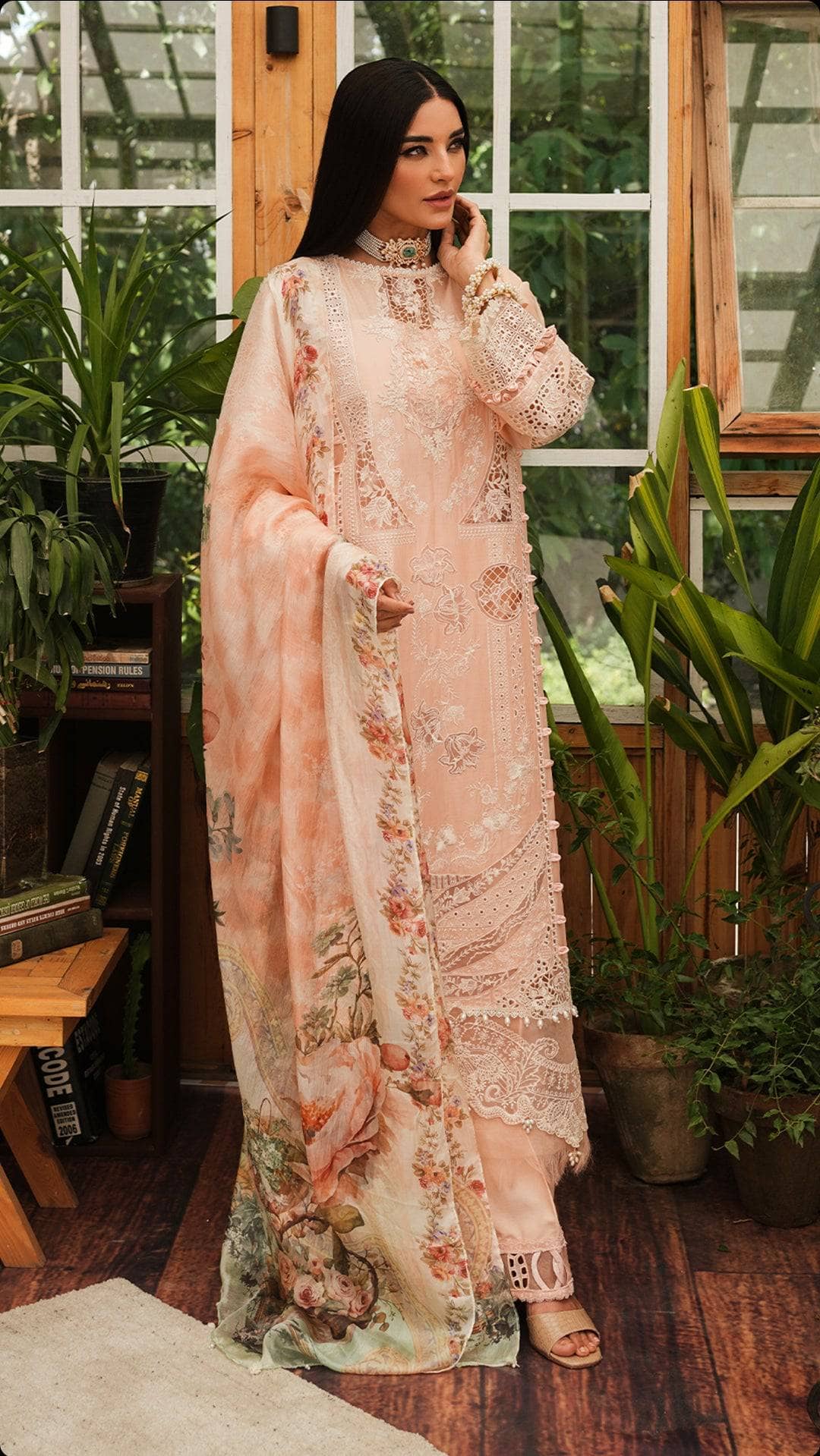 img_kahf_lawn_24_awwal_boutique