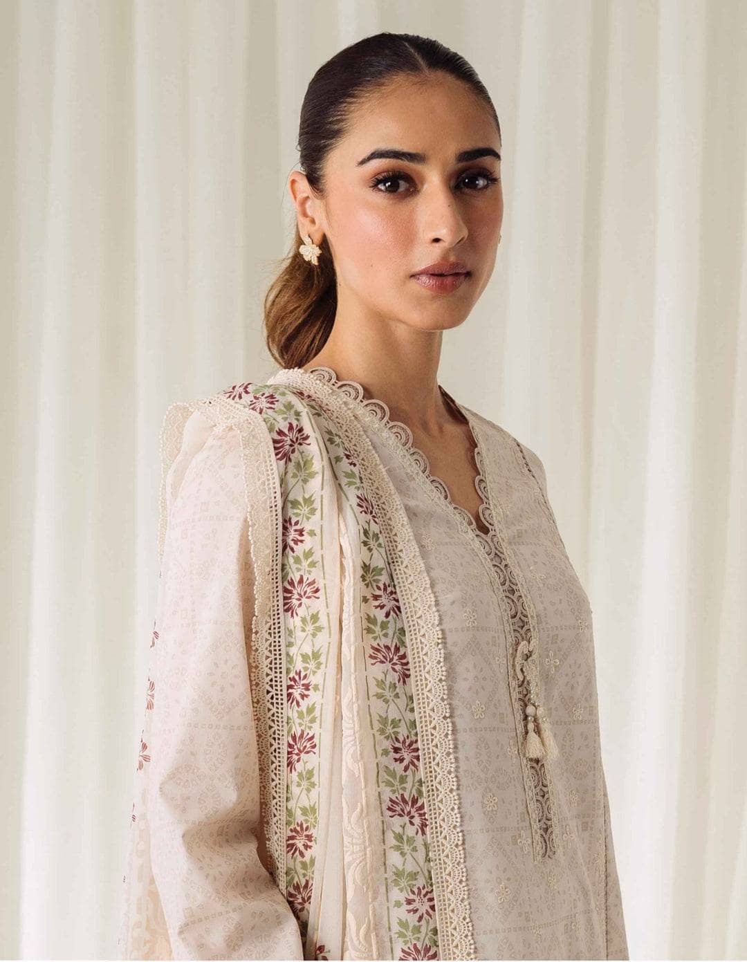 img_qalamkar_q_print_awwal_boutique