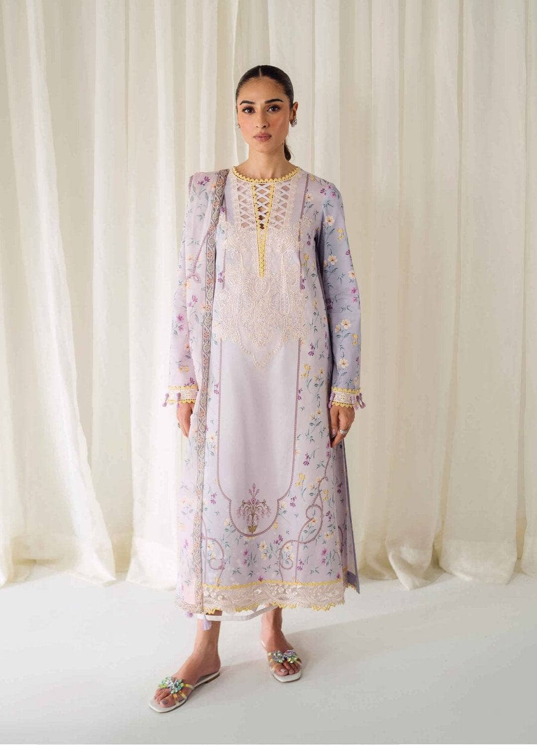 img_qalamkar_q_print_awwal_boutique