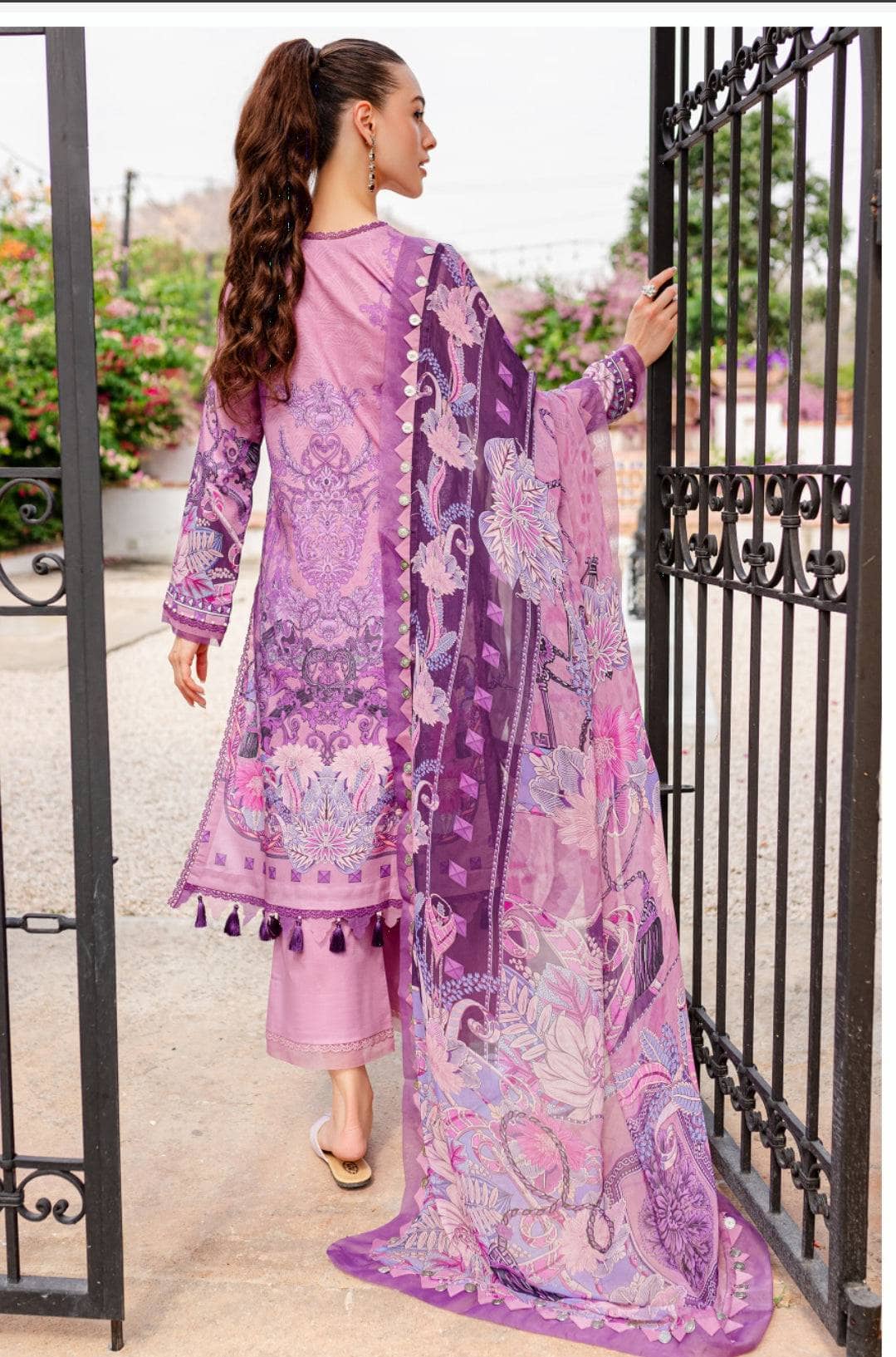 Img_jade_urban_awwal_boutique