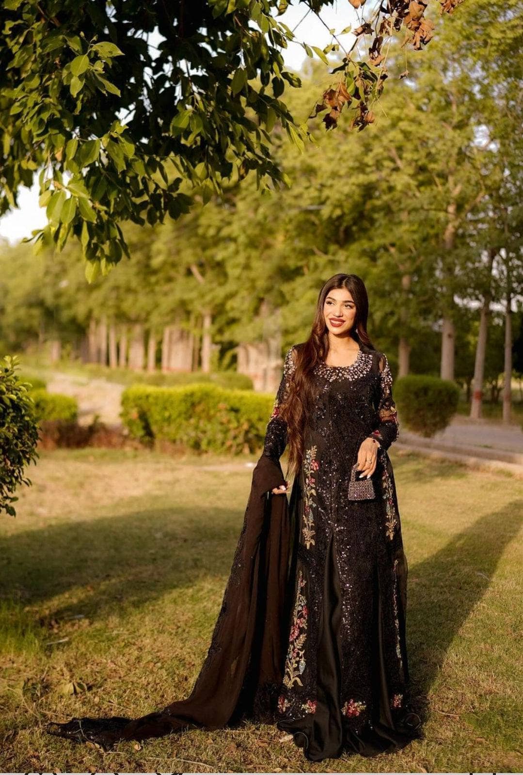 img_maria_b_mbroidered_awwal_boutique