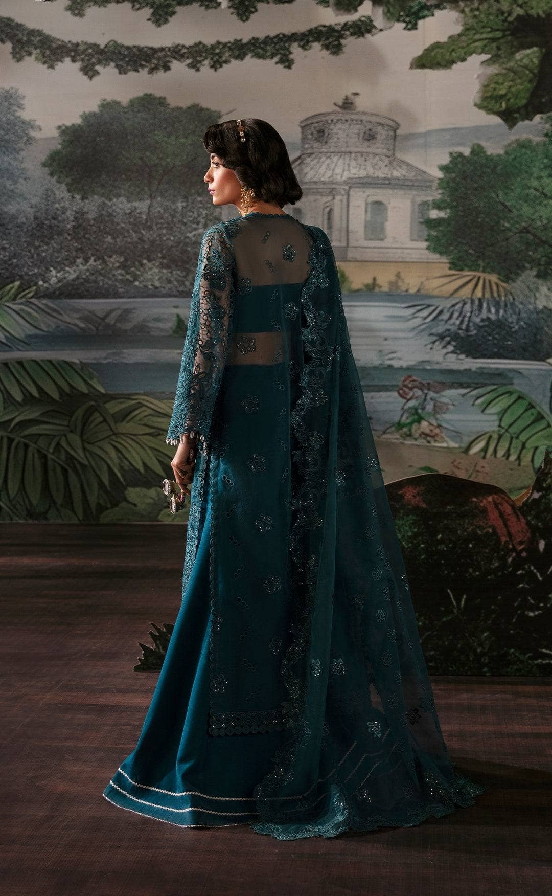 img_afrozeh_la_fuchsia_awwal_boutique