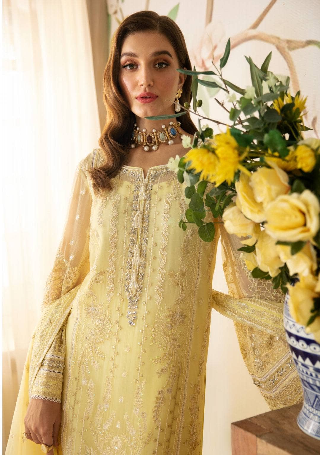 img_gulaal_embroidered_chiffon_awwal_boutique
