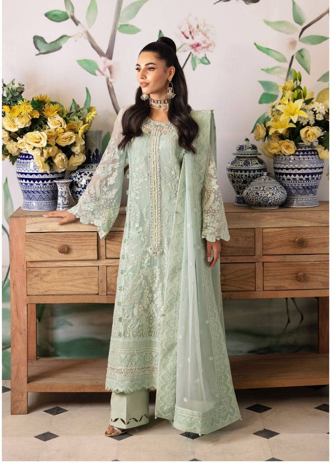 img_gulaal_embroidered_chiffon_awwal_boutique