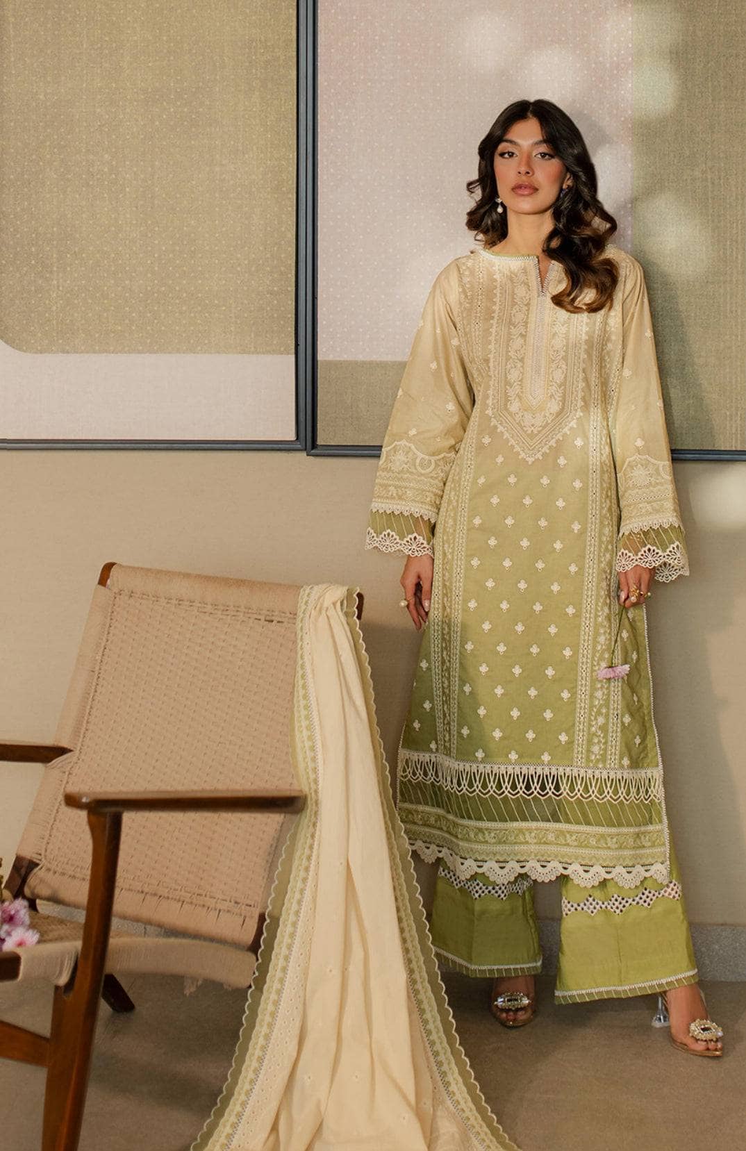 img_zellbury_chikankari_lawn_awwal_boutique