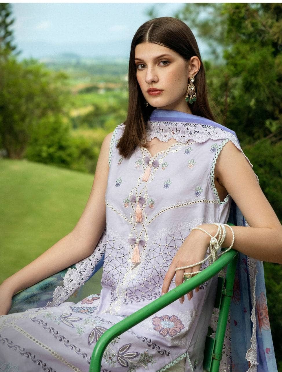 img_roheenaz_lawn_awwal_boutique