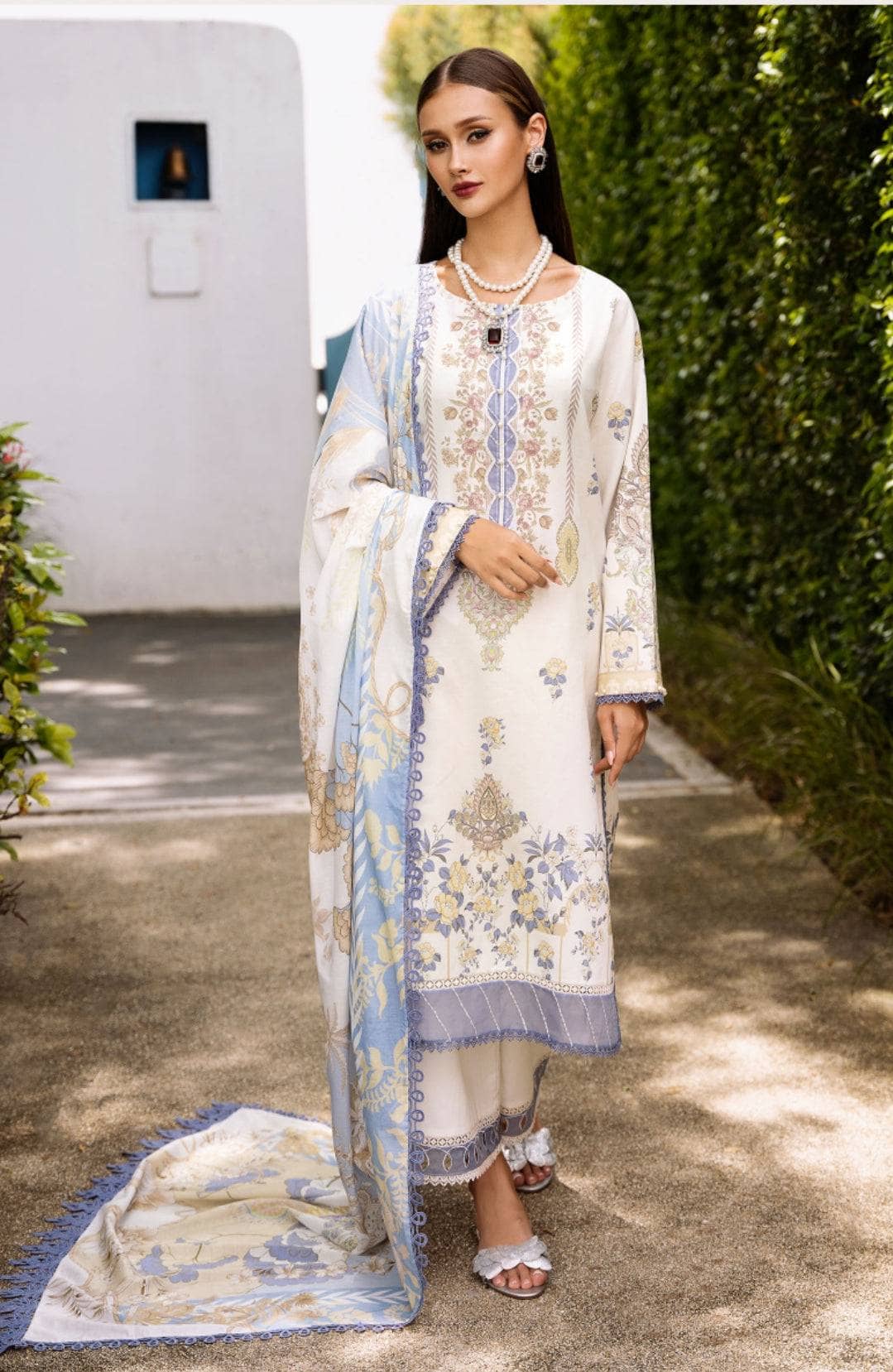 img_jade_urbane_lawn_prints_awwal_boutique