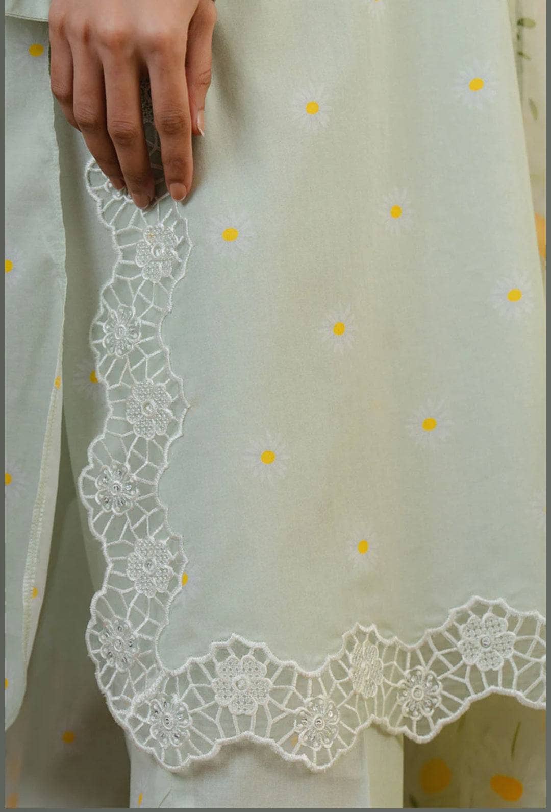 img_cross_stitch_daily_awwal_boutique