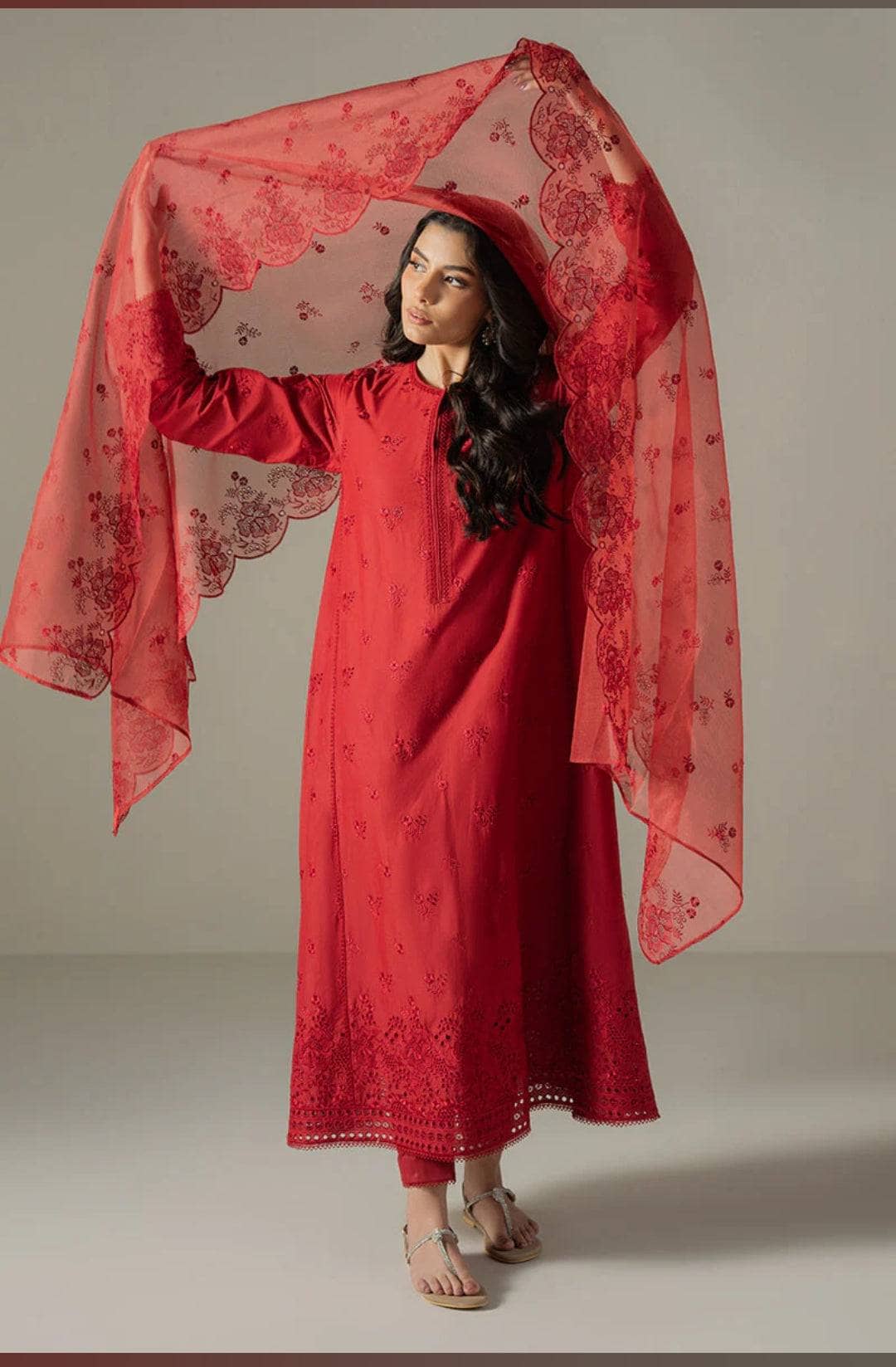 img_cross_stitch_chikankari_lawn_24_awwal_boutique