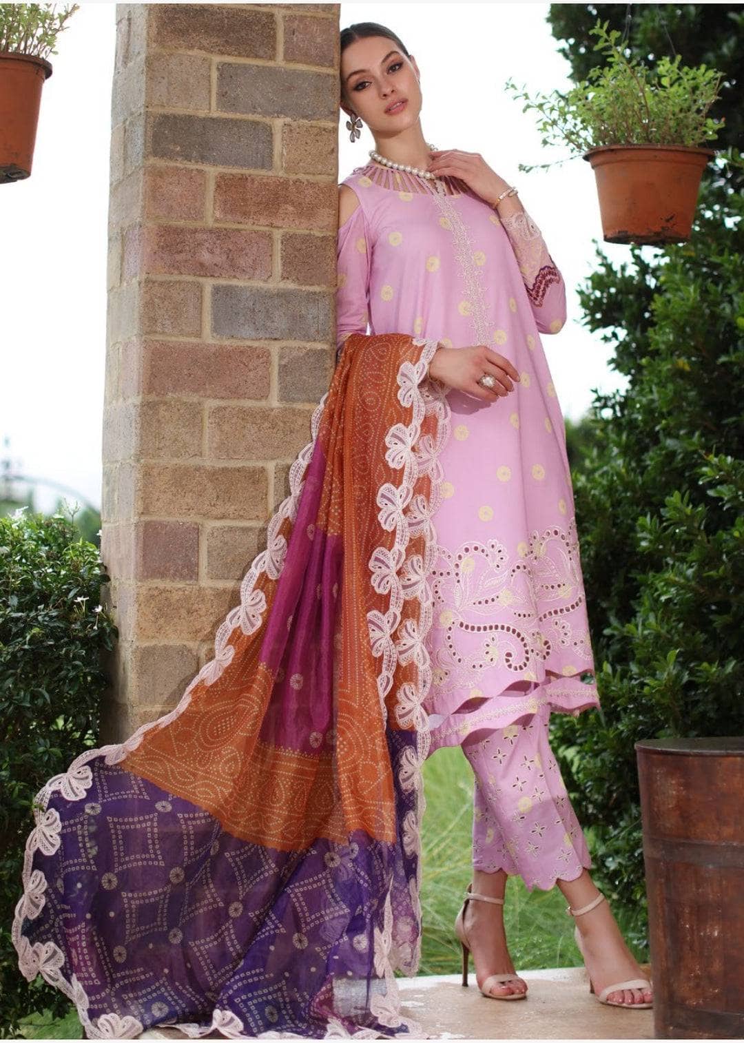 img_charizma_sheen_awwal_boutique