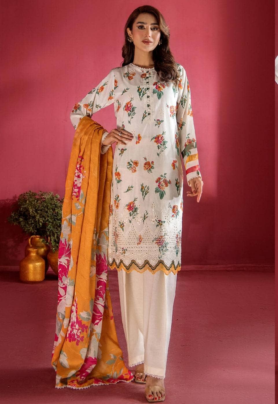 img_guljee_evelyn_awwal_boutique