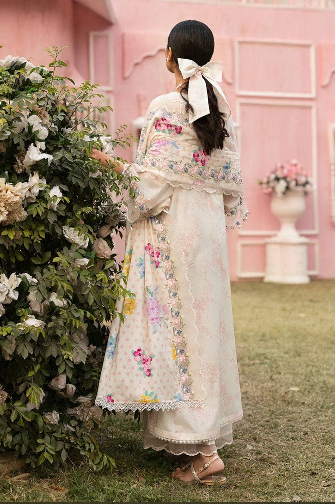 img_cross_stitch_premium_lawn_awwal_boutique