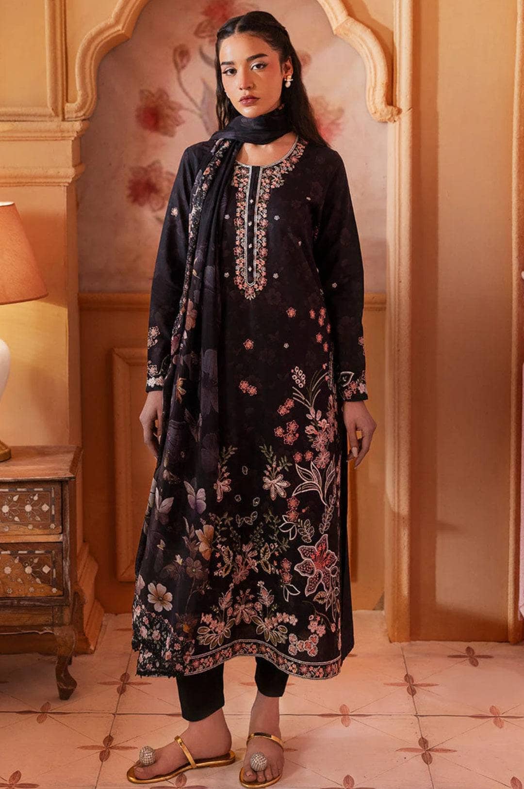 img_cross_stitch_premium_lawn_awwal_boutique