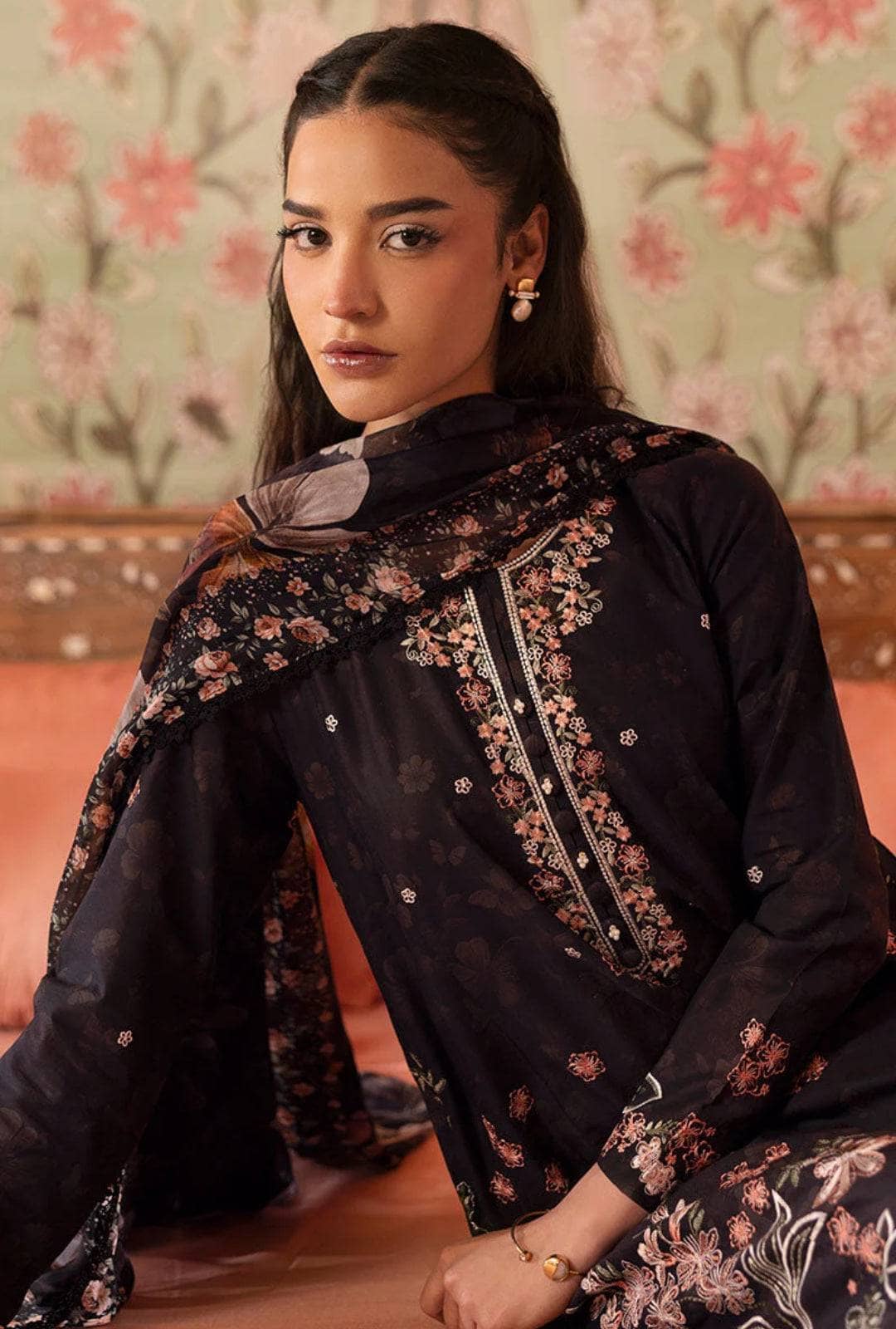 img_cross_stitch_premium_lawn_awwal_boutique