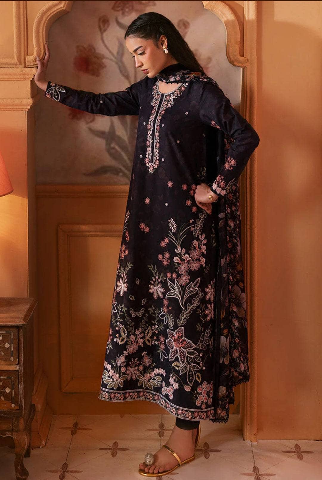 img_cross_stitch_premium_lawn_awwal_boutique