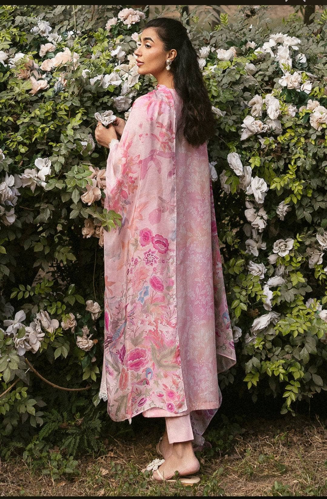 img_cross_stitch_premium_lawn_awwal_boutique