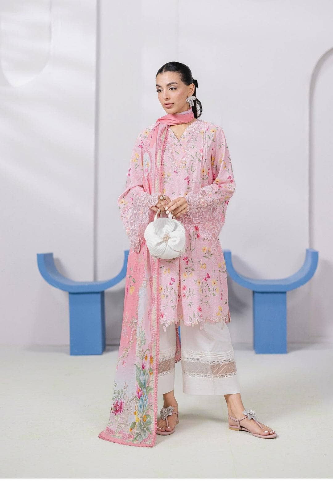 img_qalamkar_q_print_awwal_boutique