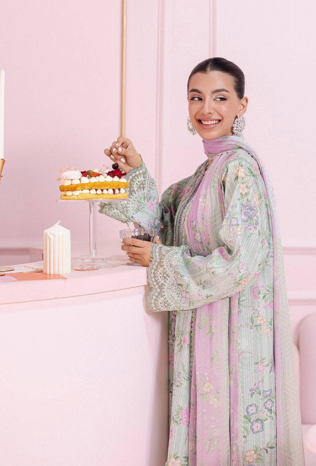 img_qalamkar_q_print_awwal_boutique