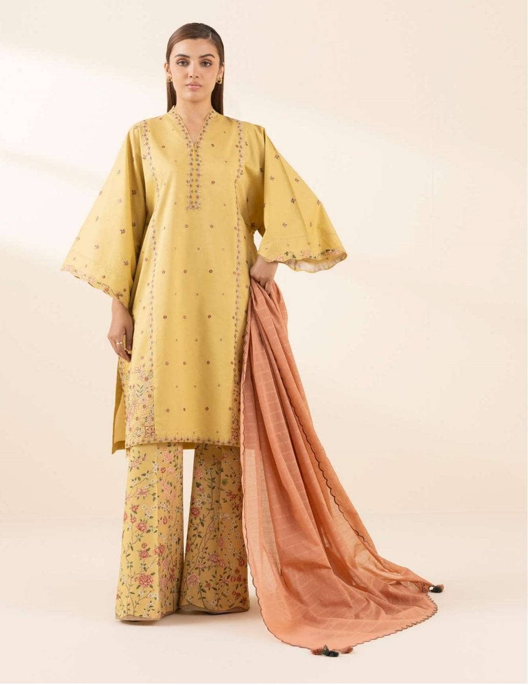 img_sapphire_lawn_awwal_boutique