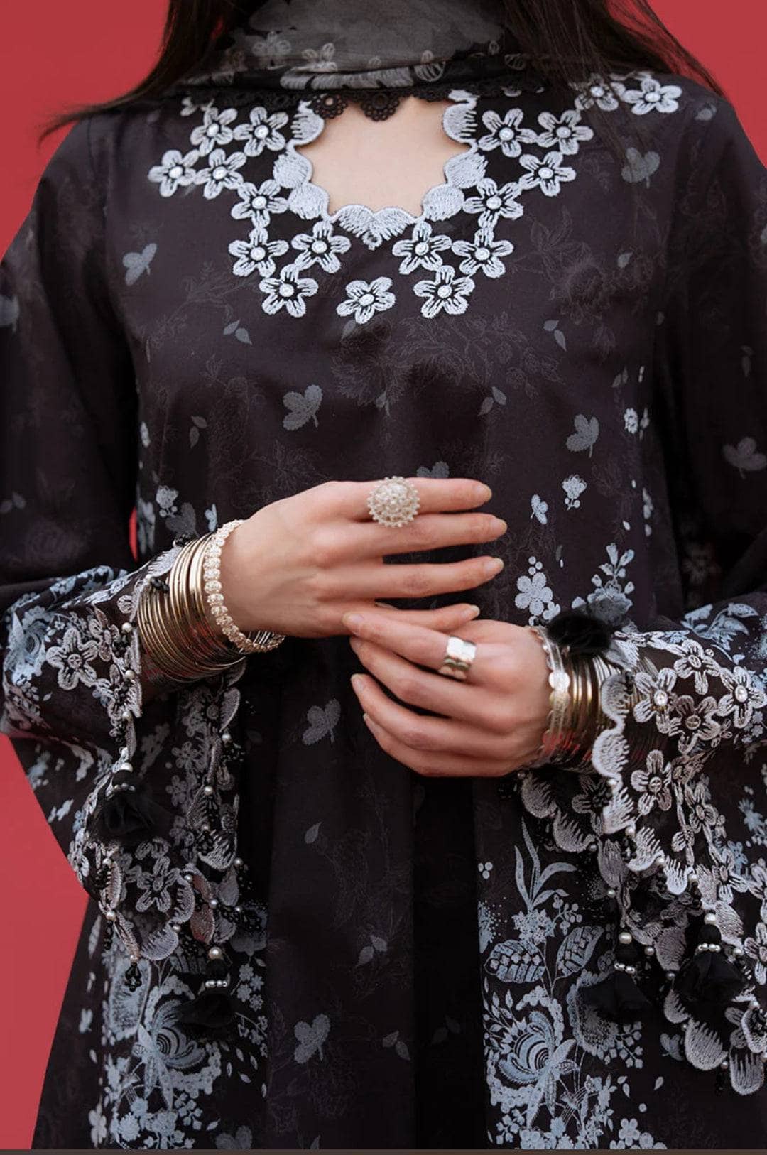 Cross Stitch Luxury Lawns 25/Raven Whisper/Black