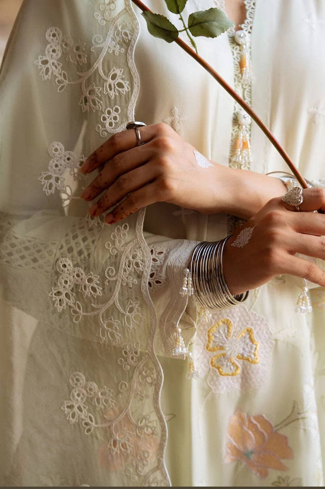 Cross Stitch Luxury Lawns 25/Aqua Serenity/Mint