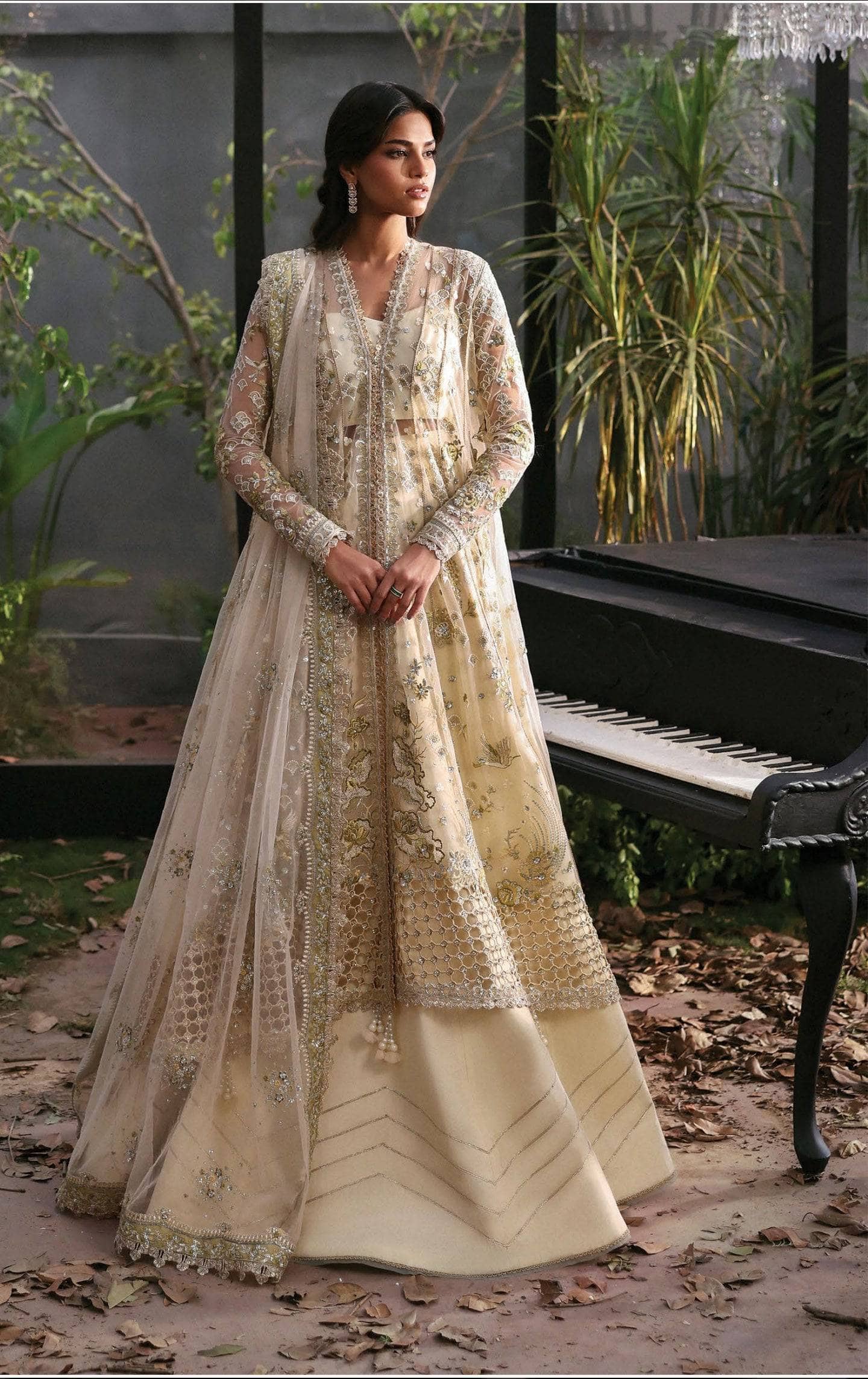 img_afrozeh_la_fuchsia_wedding_bridal_awwal_boutique