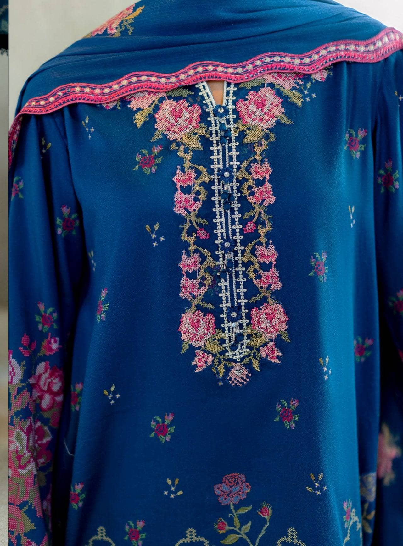 Restocked/Cross Stitch Cotton Satin 25/Ink Bloom