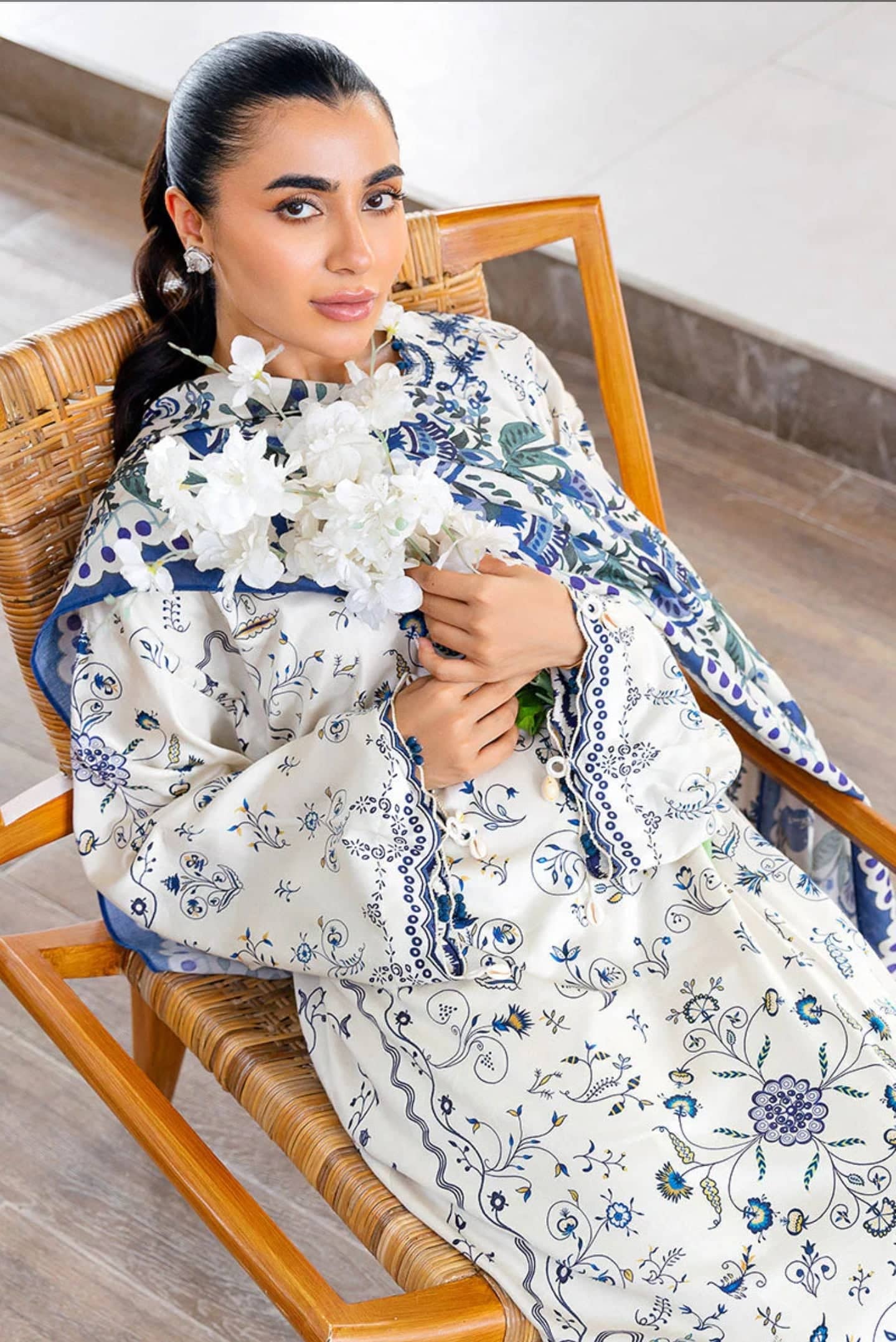 img_cross_stitch_cotton_satin_awwal_boutique