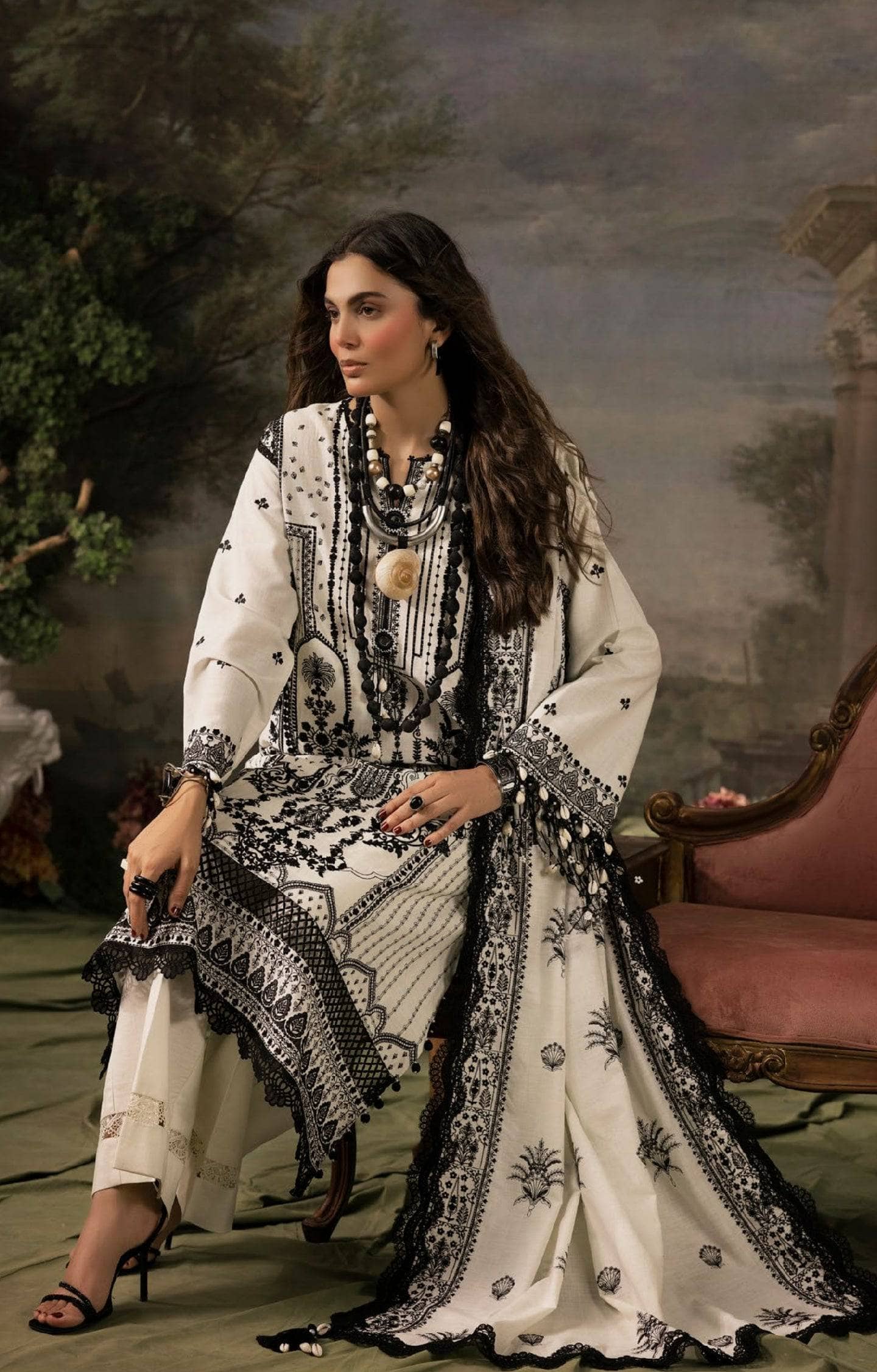 img_gul_ahmed_winter_collection_awwal_boutique