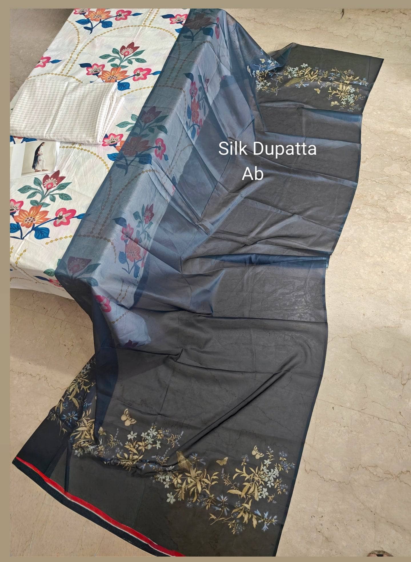 img_zara_shahjahan_coco_prints_awwal_boutique