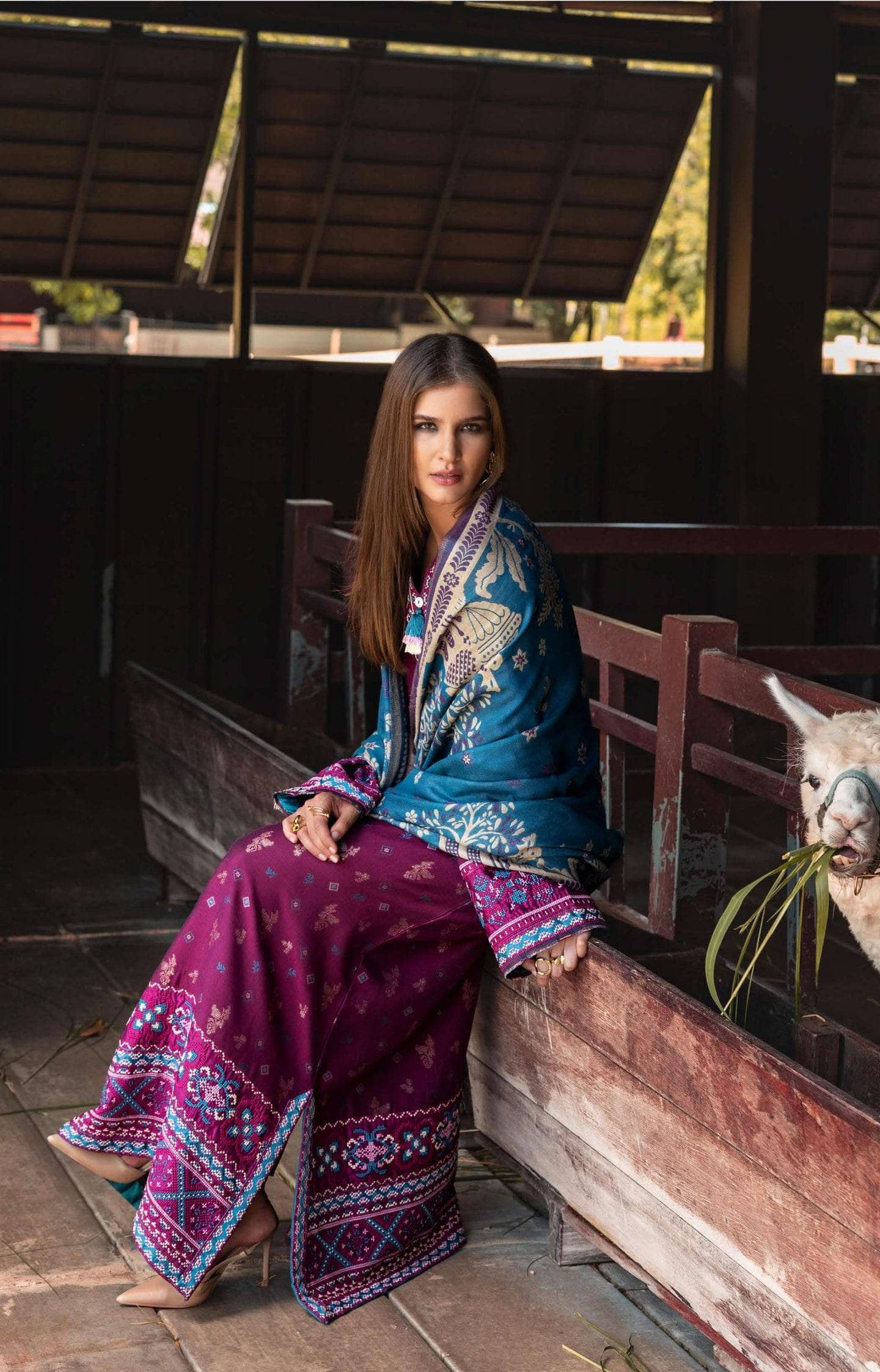 img_mushq_broadway_winter_fashion_awwal_boutique