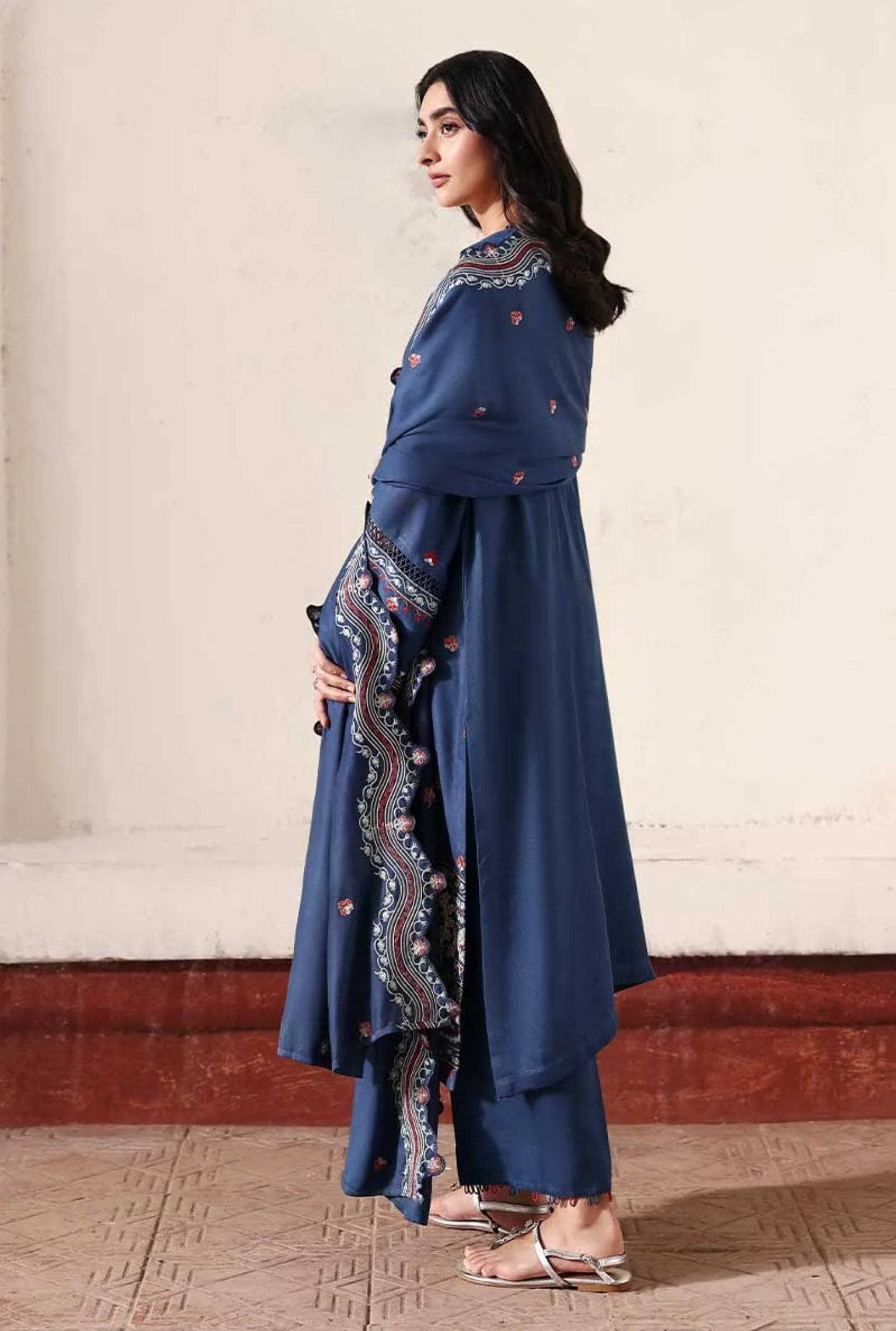 img_cross_stitch_marina_awwal_boutique