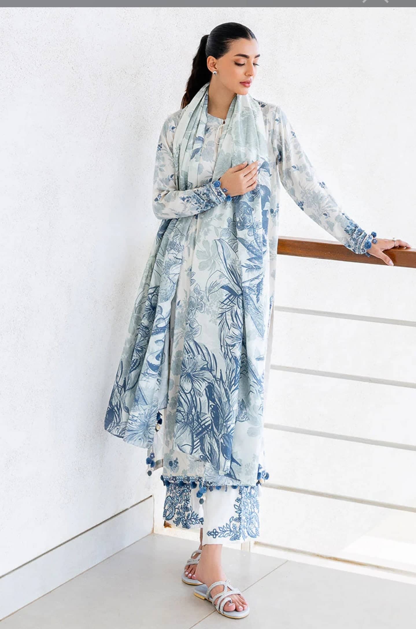 Cross Stitch Cotton Satin 25/Whimsical Teal/Ivory