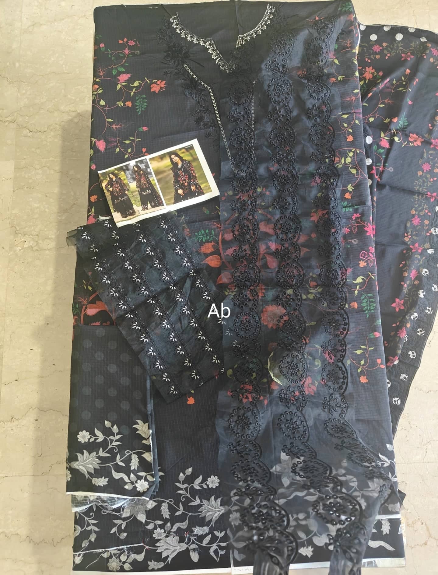 Open Pic/Charizma Aniiq Vol 2/Embroideried Linen Shawls/ANW6-13