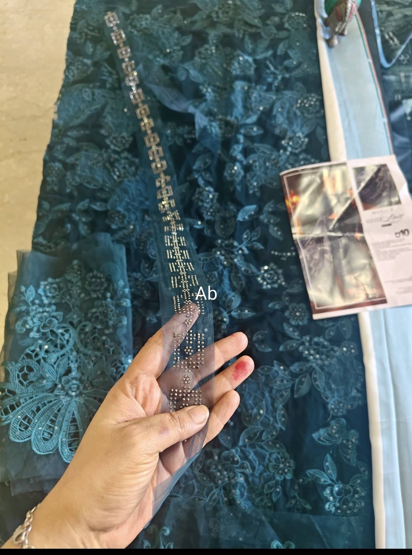 Open Pic//Maria B Winter Luxe/Embroideried Velvet Suit/Silk Wool Shawl/10/Teal