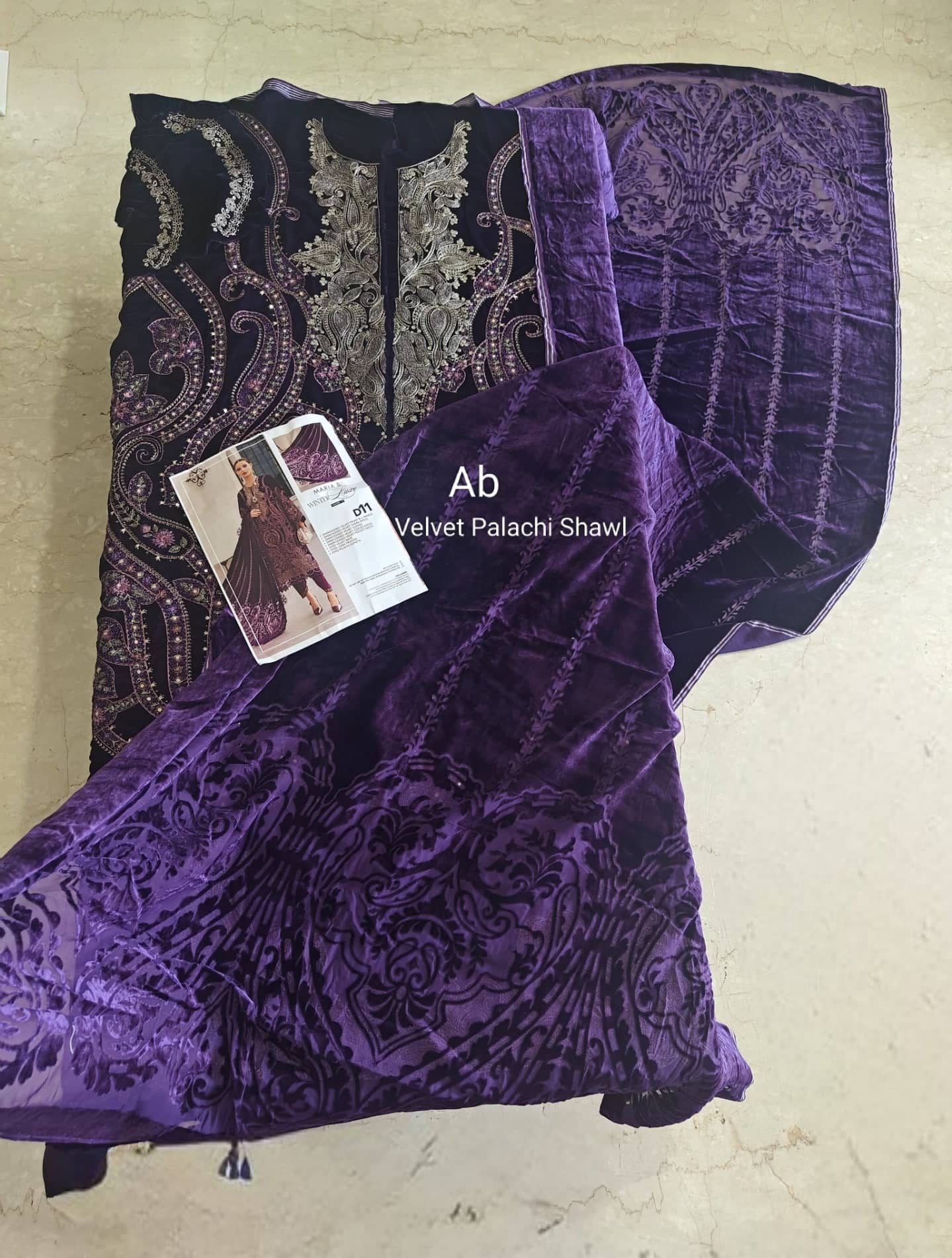 Open Pic/Maria B Winter Luxe 25/Embroideried Velvet Suit/Velvet Palachi Shawl/11/Dark Purple