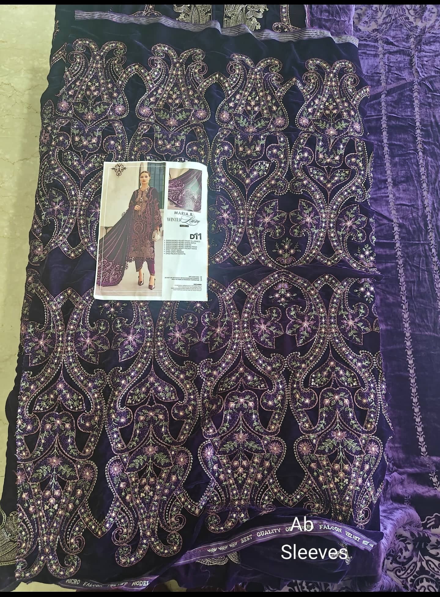 Open Pic/Maria B Winter Luxe 25/Embroideried Velvet Suit/Velvet Palachi Shawl/11/Dark Purple