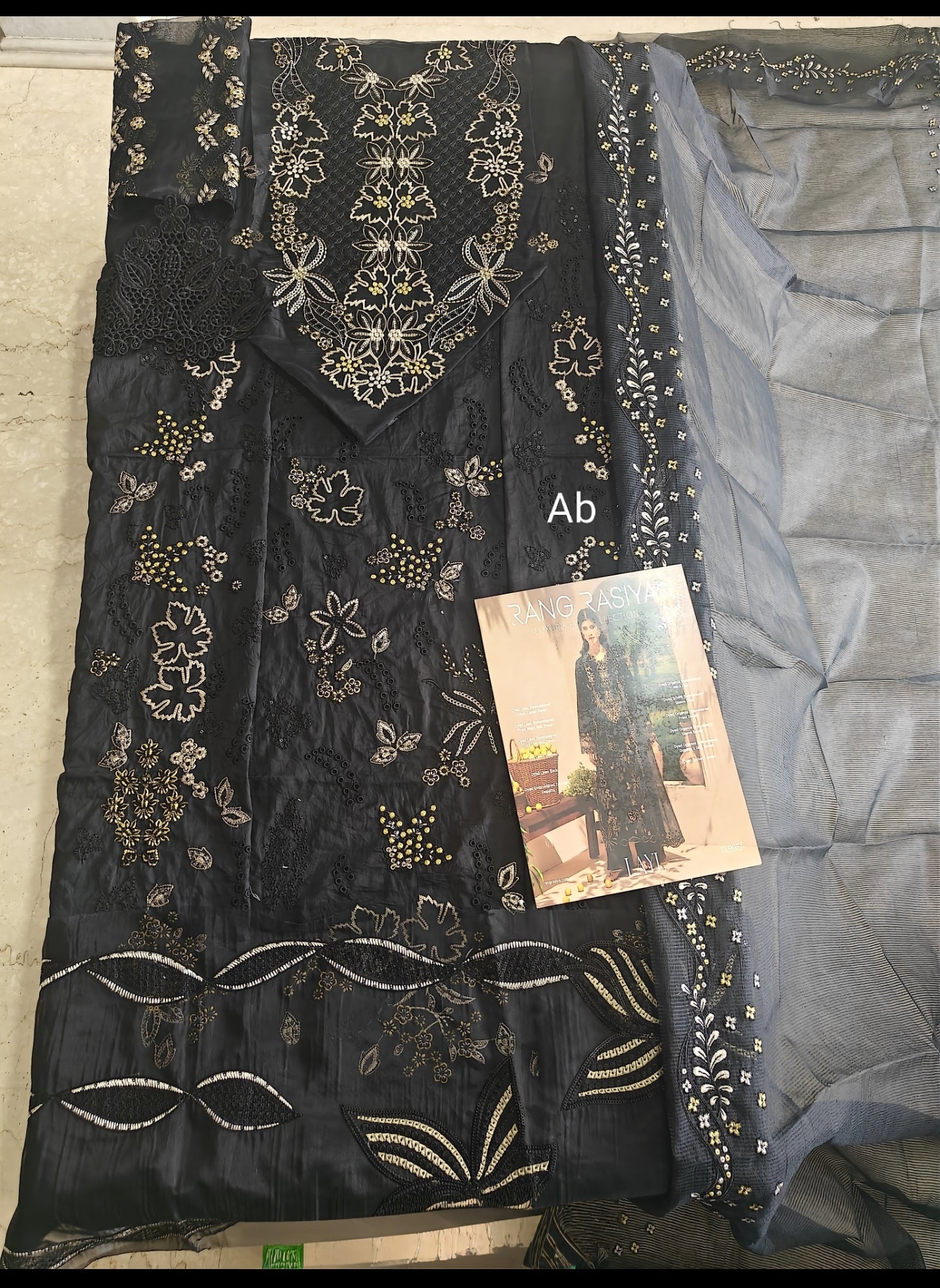 img_rang_rasiya_premium_awwal_boutique