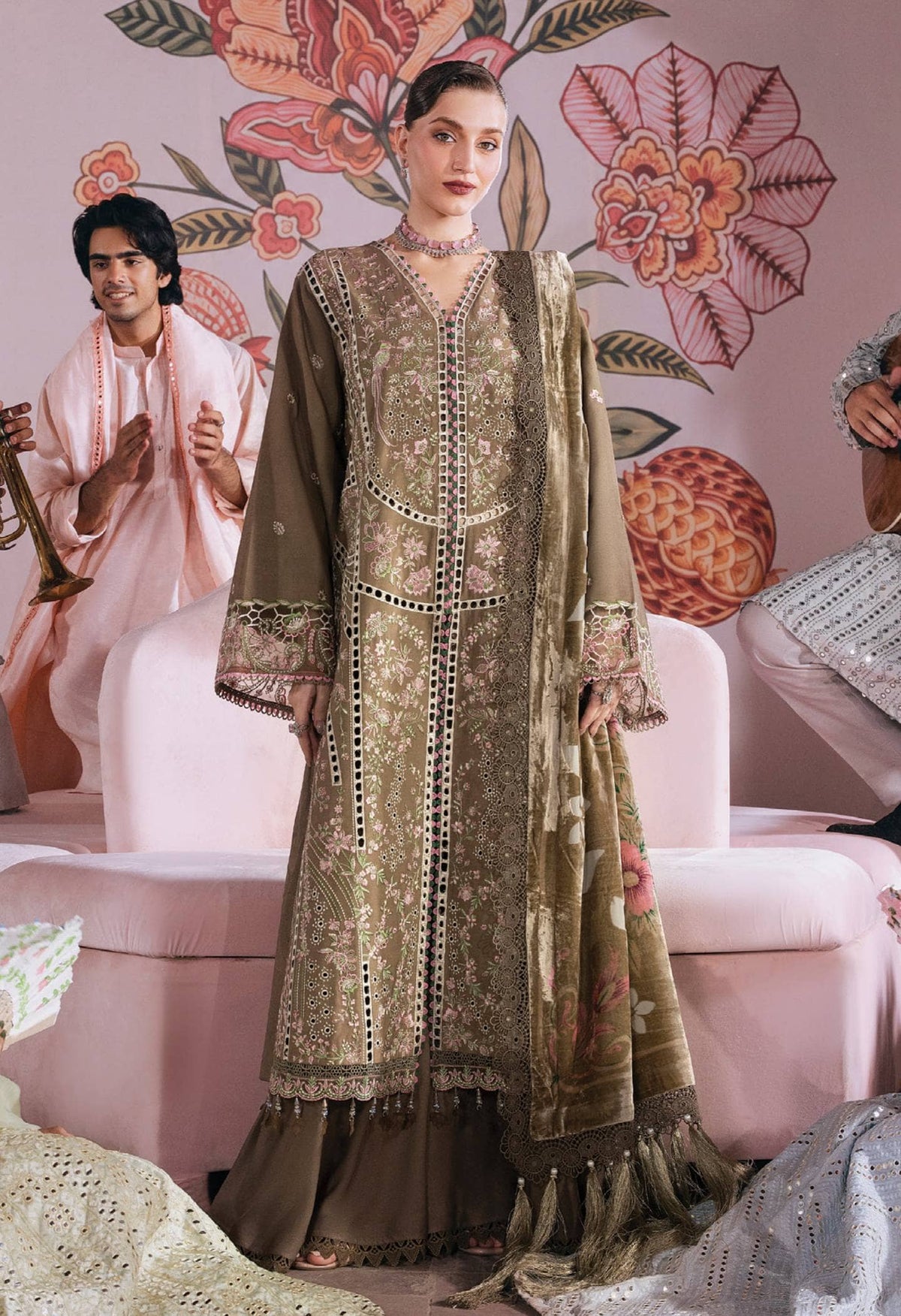 img_rang_rasiya_amelia_luxury_winter_awwal_boutique