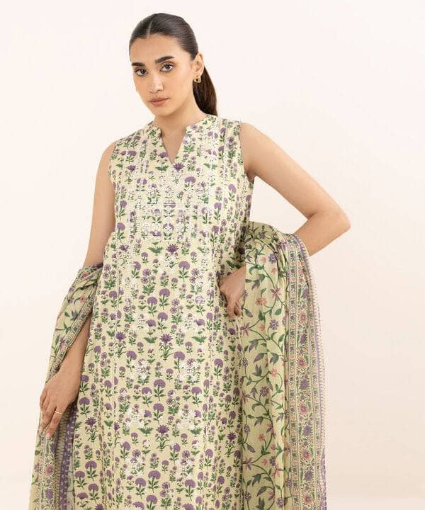 img_sapphire_intermix_lawn_awwal_boutiue