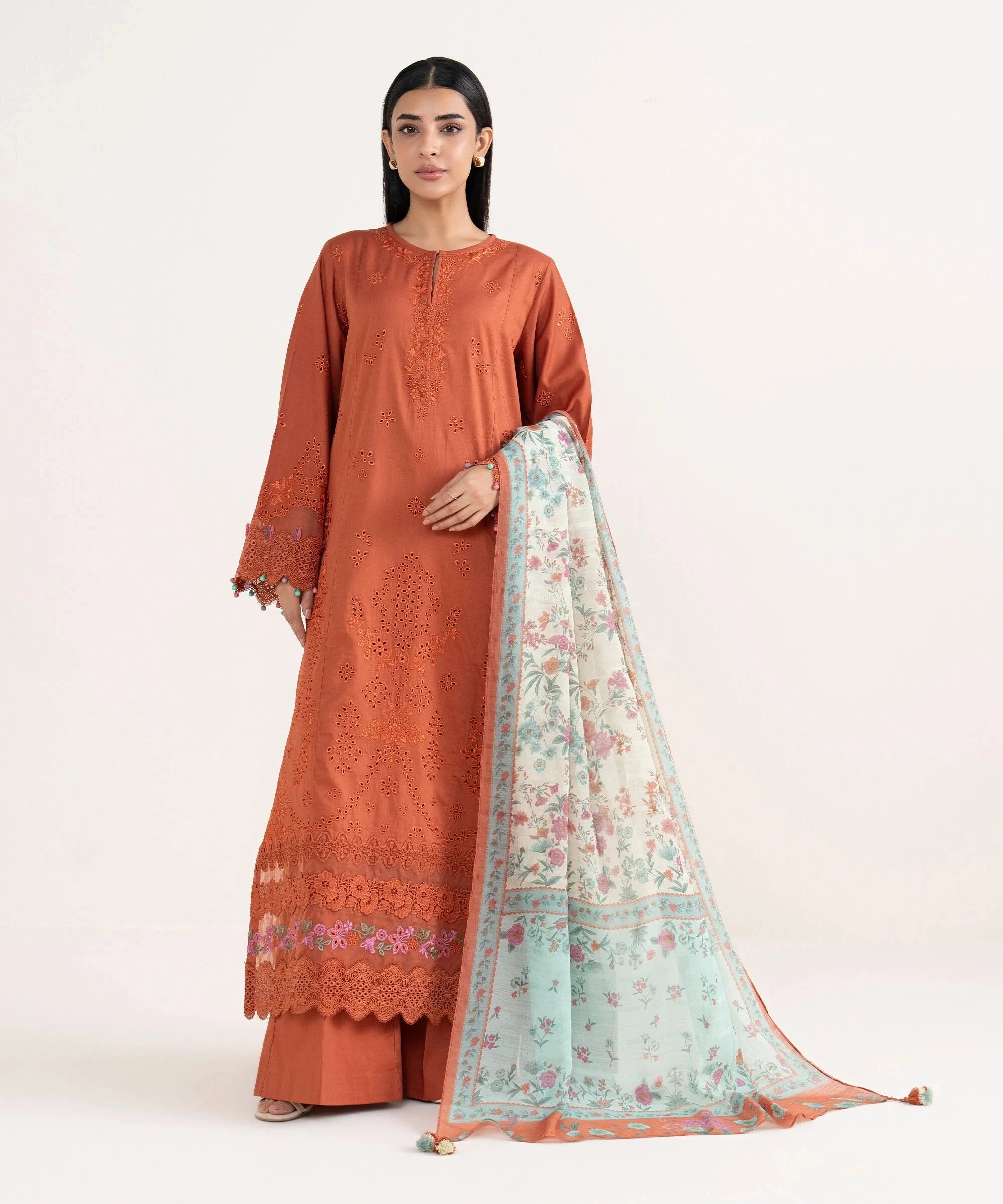 img_sapphire_pre_fall_collection_awwal_boutique