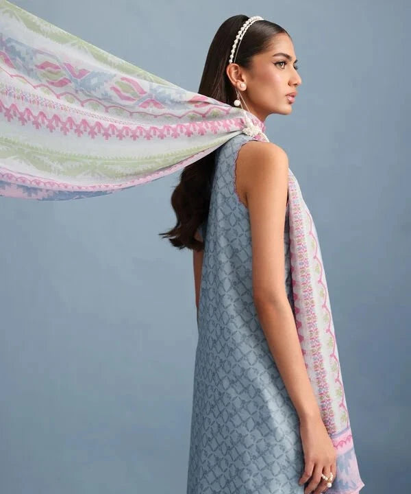 Sapphire Intermix 25/Vol 2/Embroidered Jacquard Suit/Ice Blue