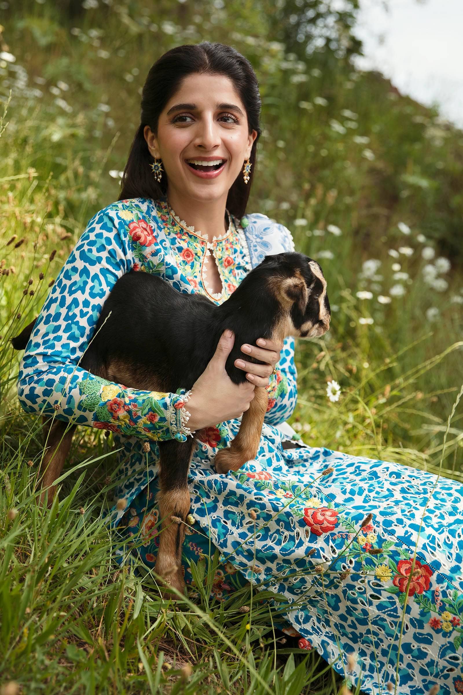 img_zaha_lawn_23_awwal_boutique