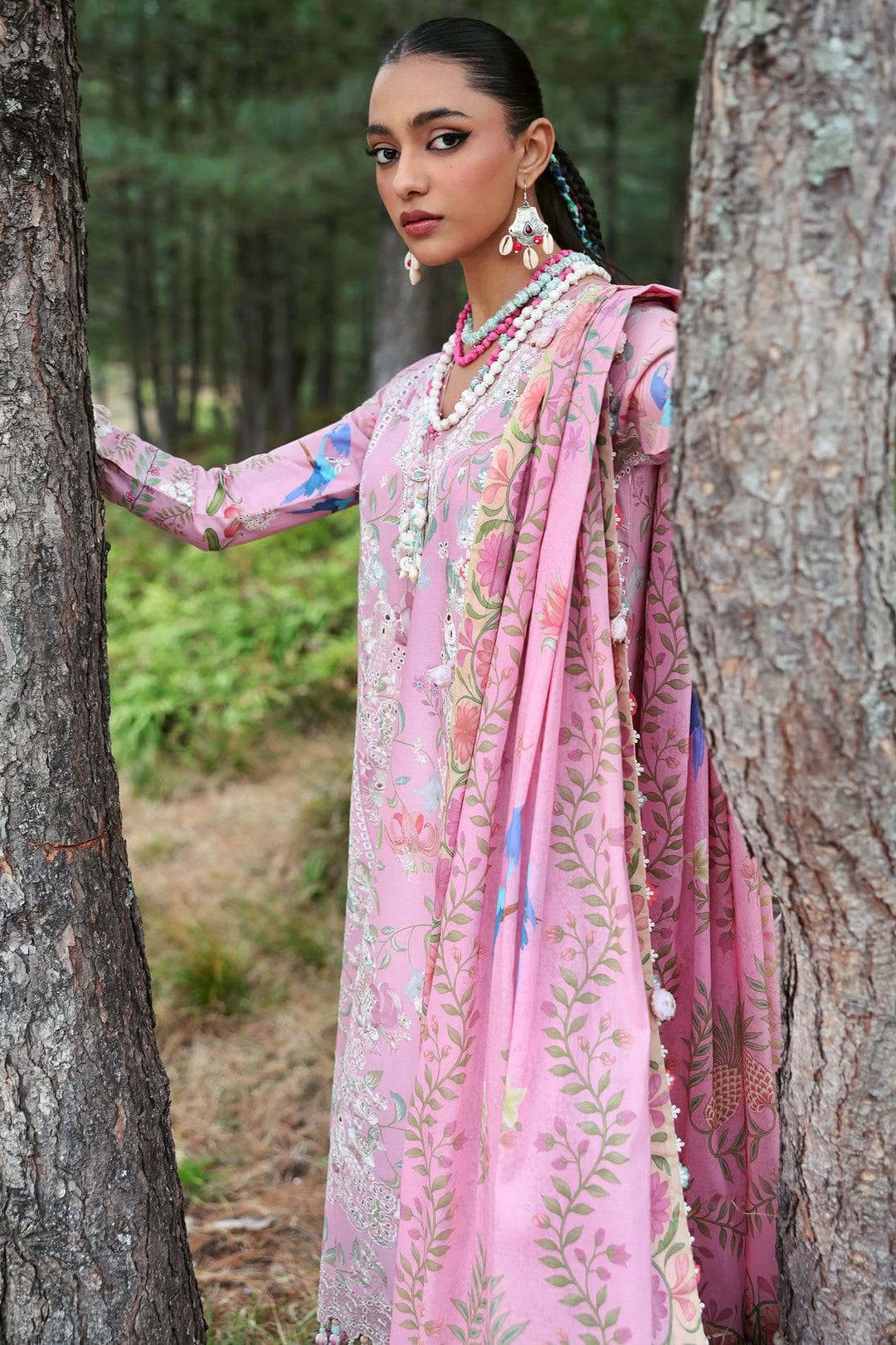 img_zaha_festive_lawn_neelum_awwal_boutique