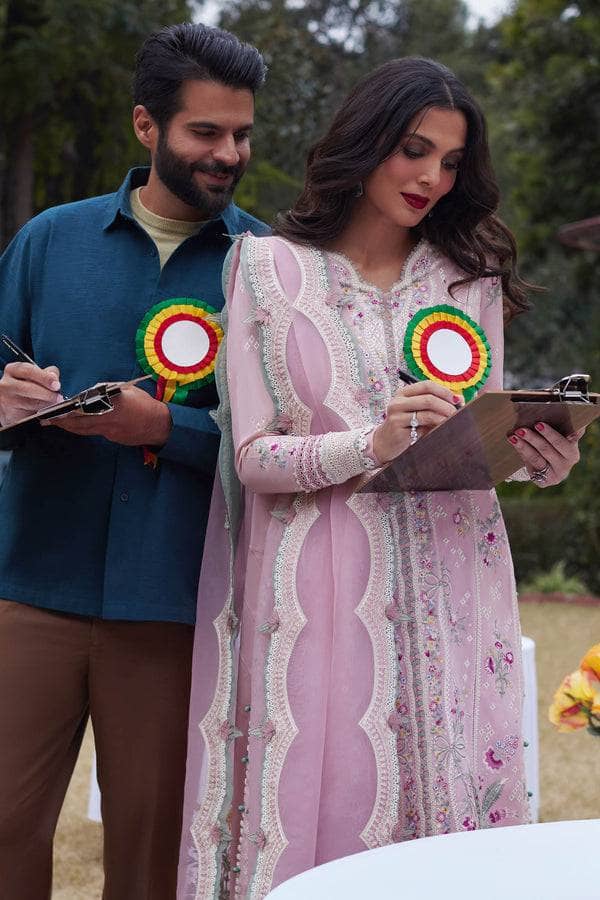 img_elan_lawn_24_awwal_boutique